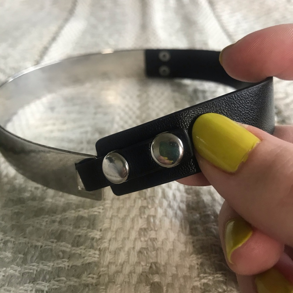 LAST CHANCE 🖤 Forever 21 Vegan Leather & Metal Collar 🖤